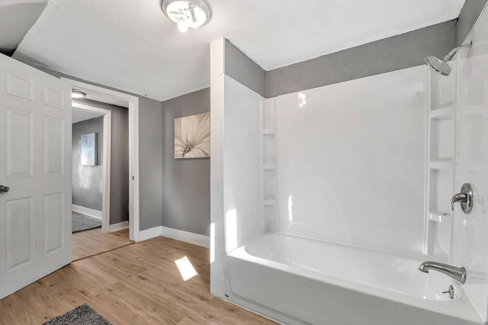Photo of Bathroom in Oakland