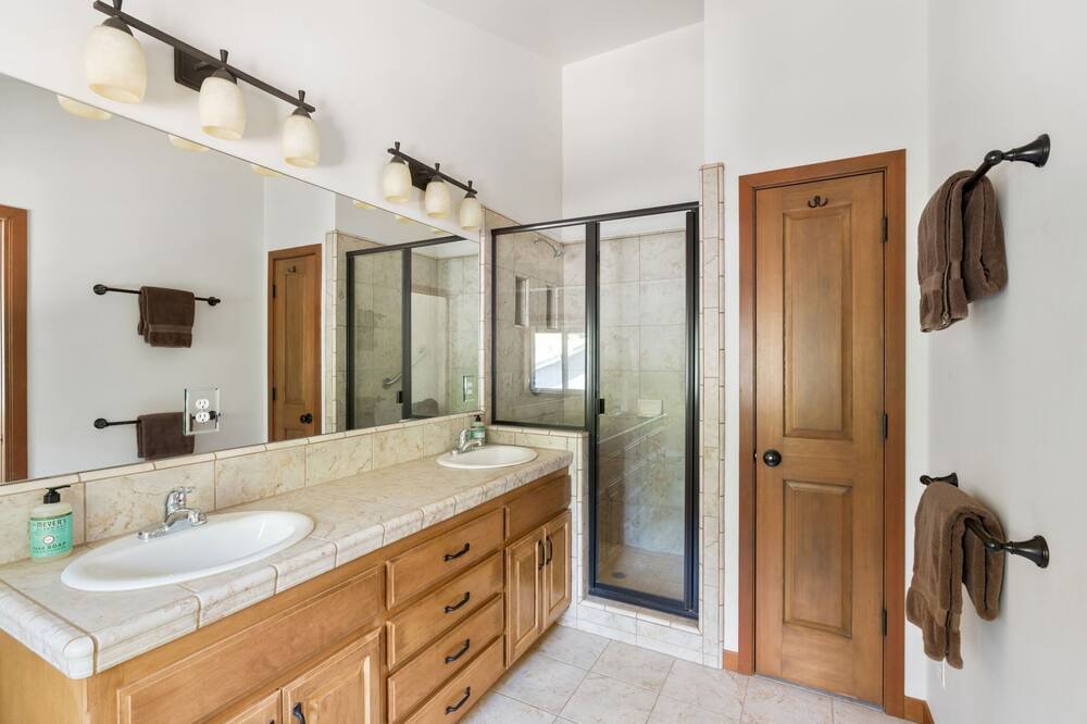 Photo of Bathroom in Chamberlands
