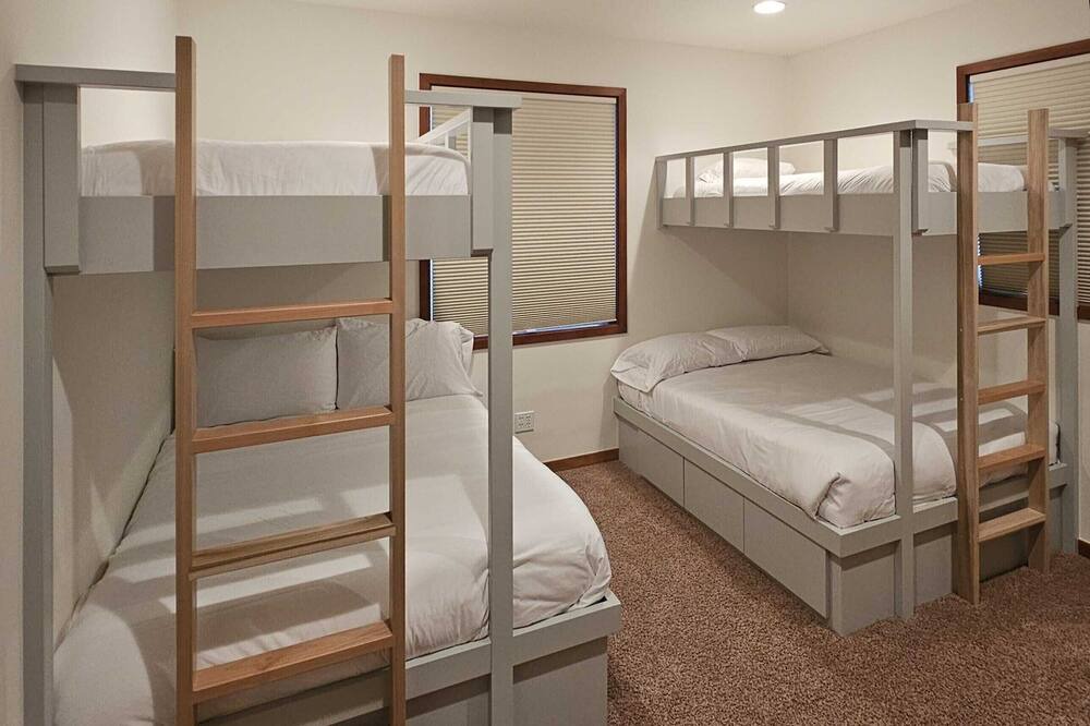 Photo of Bedroom in Chamberlands