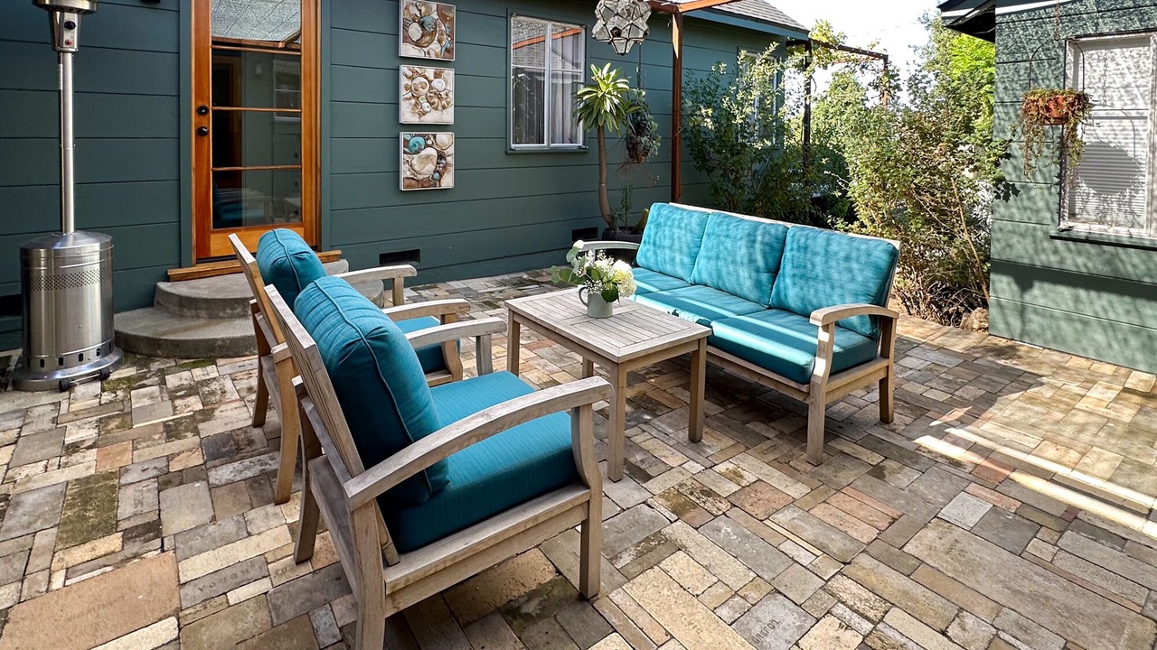 Photo of Patio Balcony in Altadena
