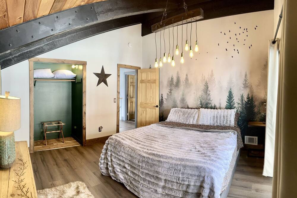 Photo of Bedroom in Incline Village