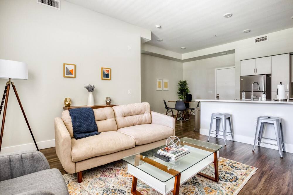 Photo of Livingroom in Centerville