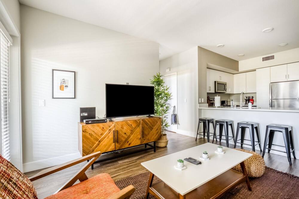 Photo of Livingroom in Centerville
