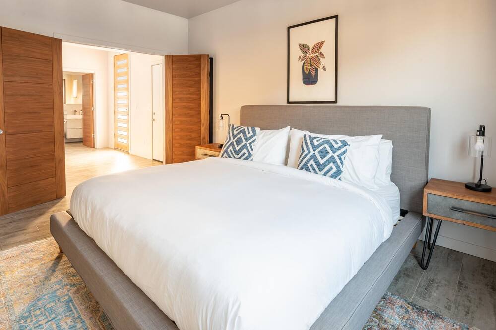 Photo of Bedroom in Northside