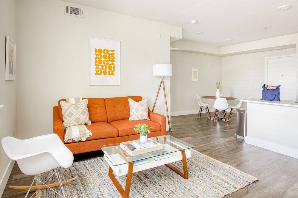 Photo of Livingroom in Centerville