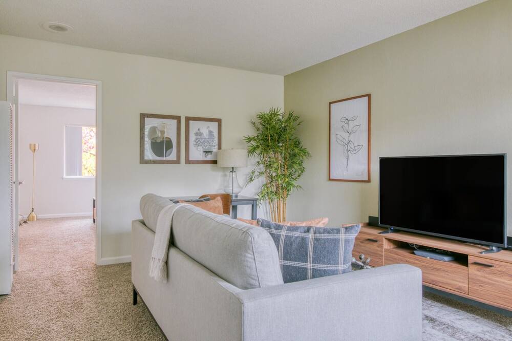Photo of Livingroom in Walnut Creek