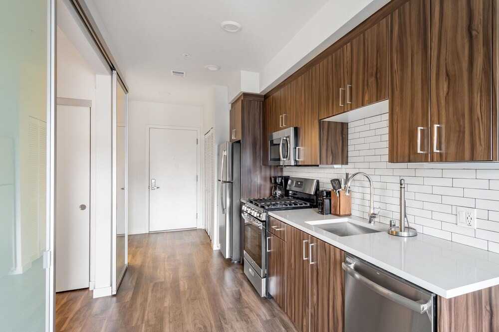 Photo of Kitchen in Oakland Ave - Harrison St