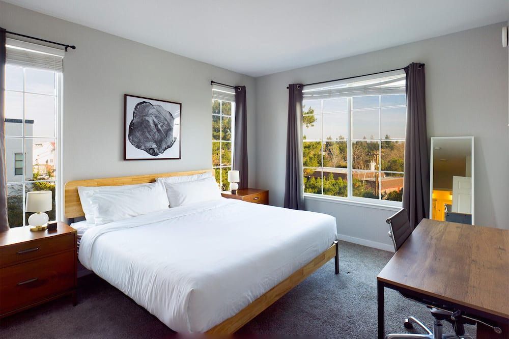 Photo of Bedroom in Downtown