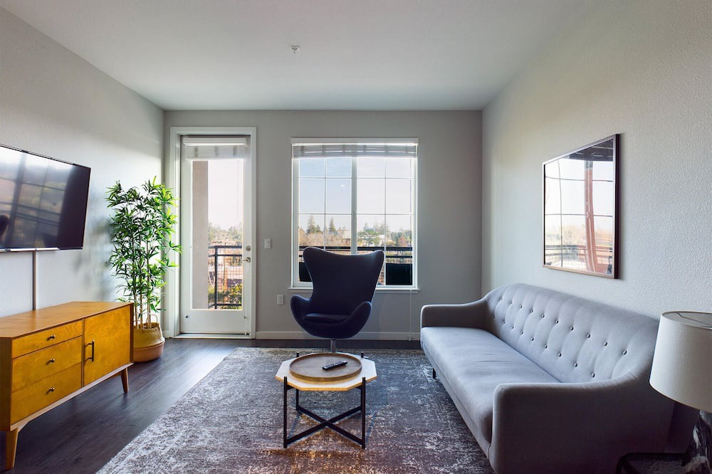 Photo of Livingroom in Downtown