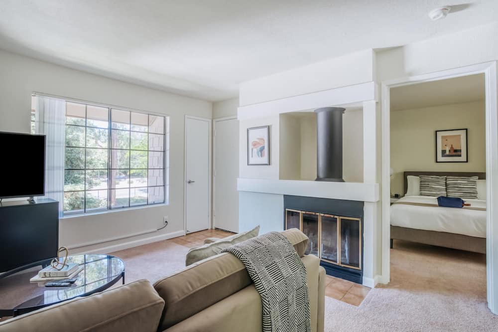 Photo of Livingroom in Walnut Creek