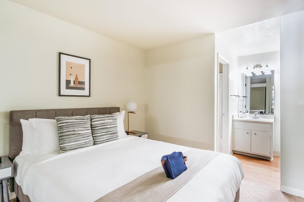 Photo of Bedroom in Walnut Creek