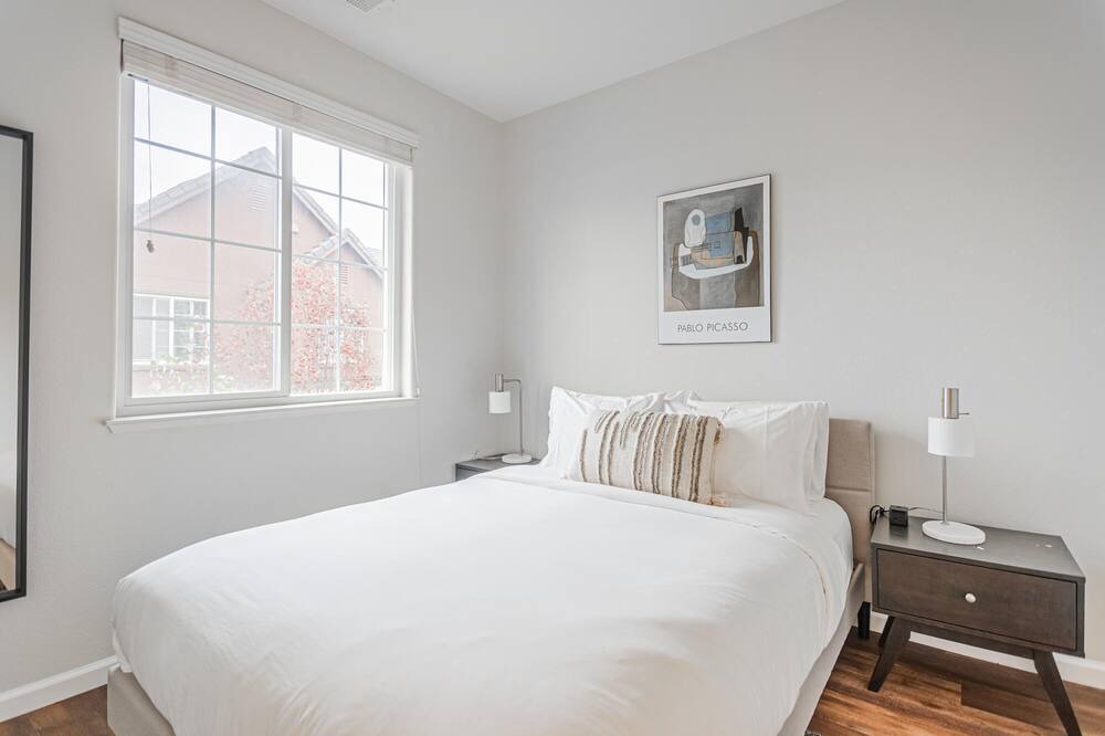 Photo of Bedroom in Union City