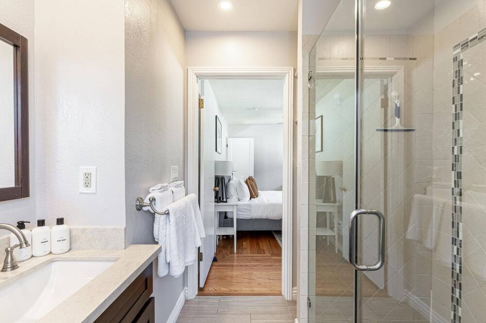 Photo of Bathroom in San Leandro