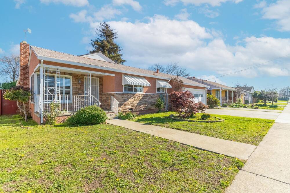 Photo of Outdoor in San Leandro