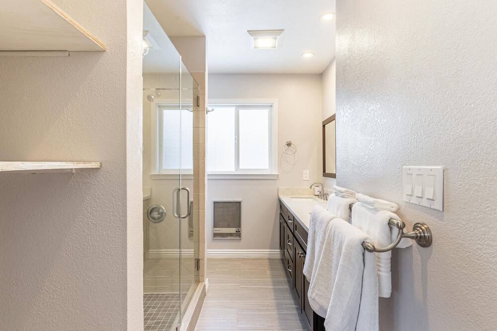 Photo of Bathroom in San Leandro