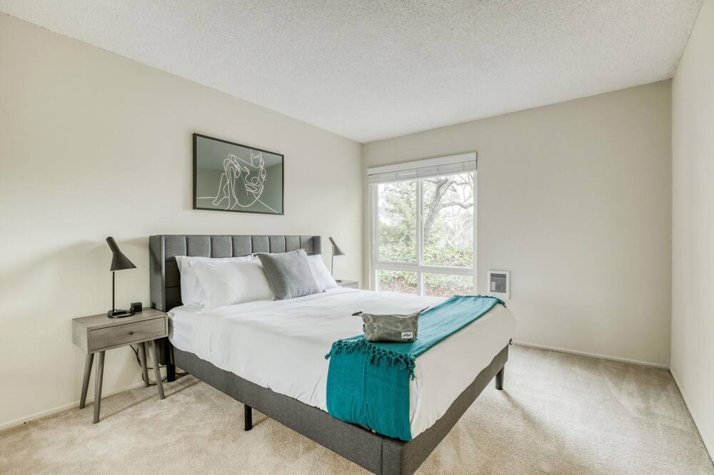 Photo of Bedroom in Palo Alto