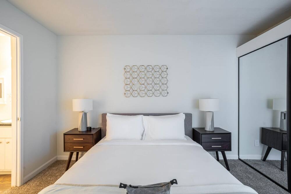 Photo of Bedroom in Walnut Creek