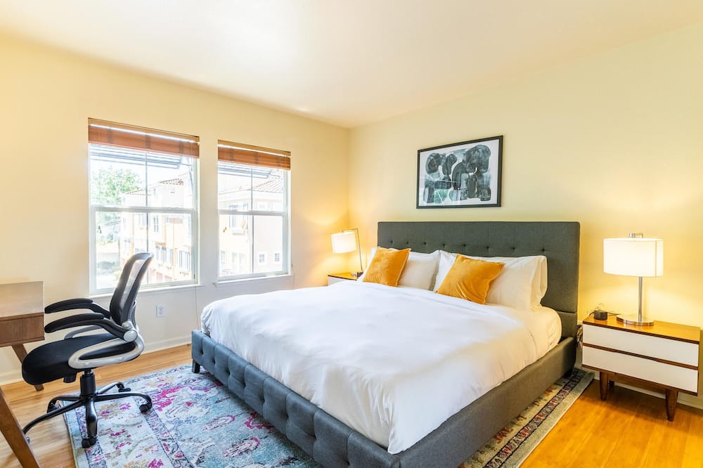 Photo of Bedroom in Willow Glen