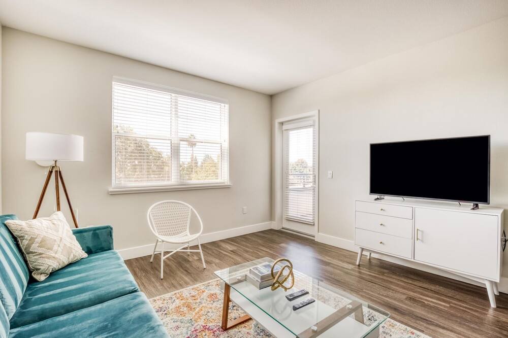 Photo of Livingroom in Centerville