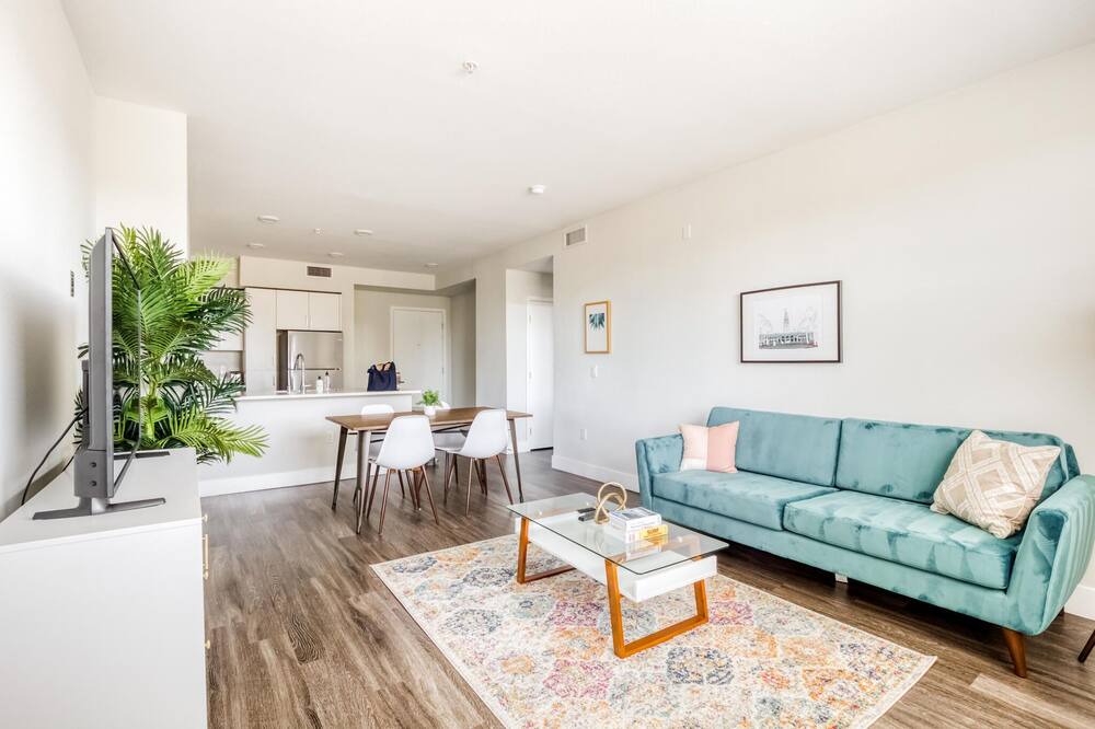 Photo of Livingroom in Centerville
