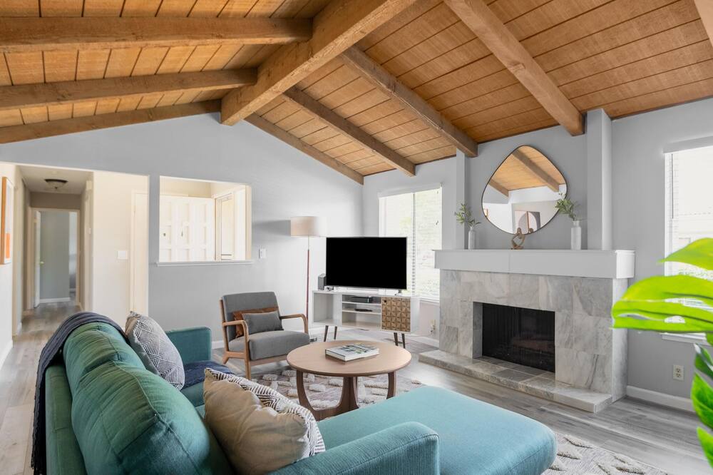 Photo of Livingroom in Santa Clara