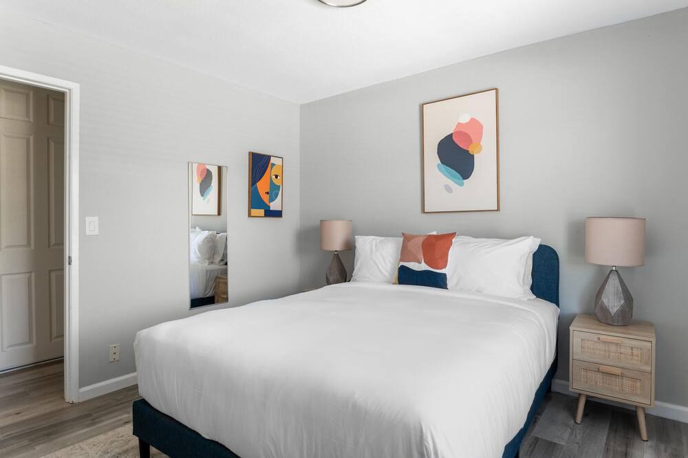 Photo of Bedroom in Santa Clara