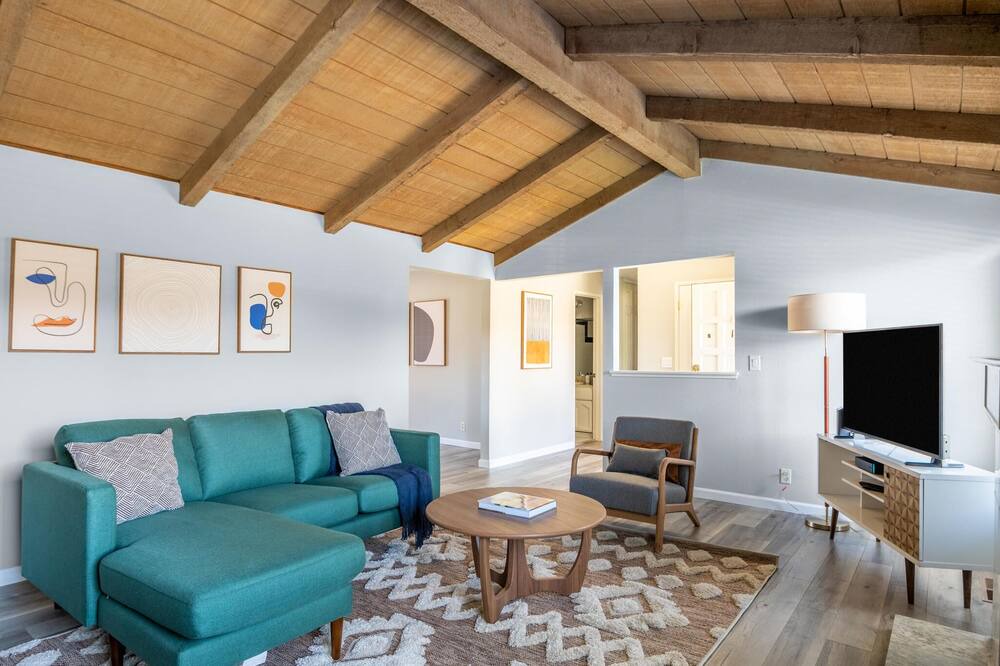 Photo of Livingroom in Santa Clara