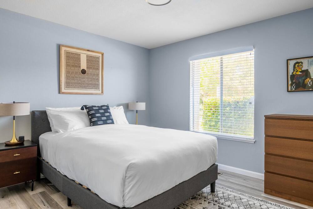 Photo of Bedroom in Santa Clara