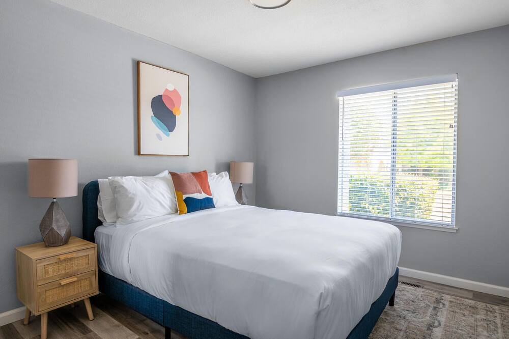 Photo of Bedroom in Santa Clara