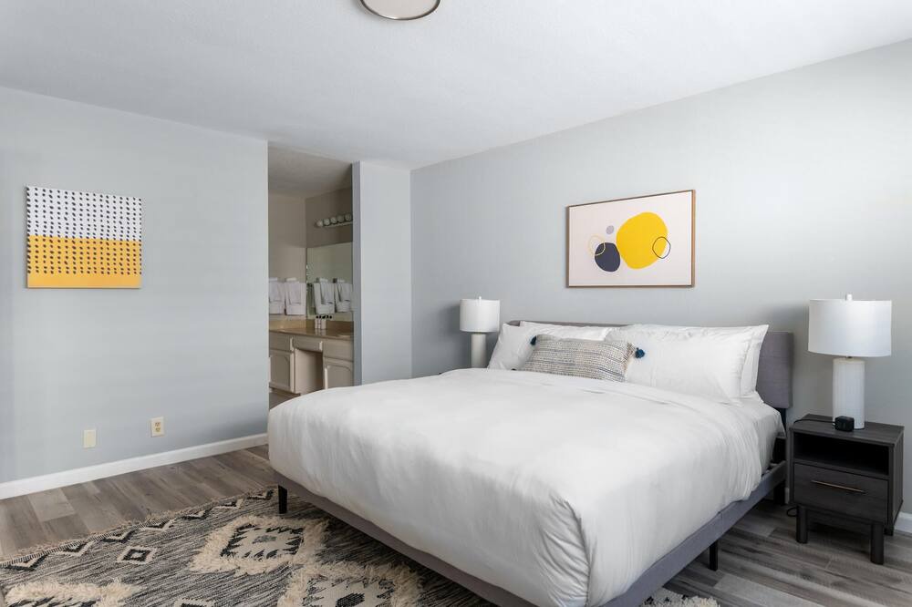 Photo of Bedroom in Santa Clara
