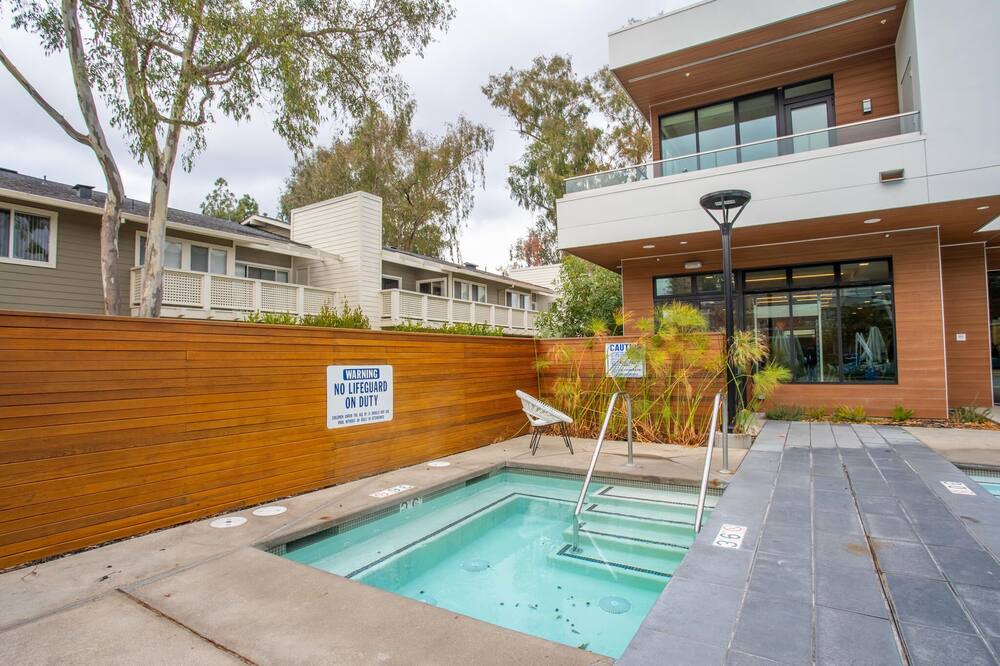 Photo of Outdoor in Cupertino