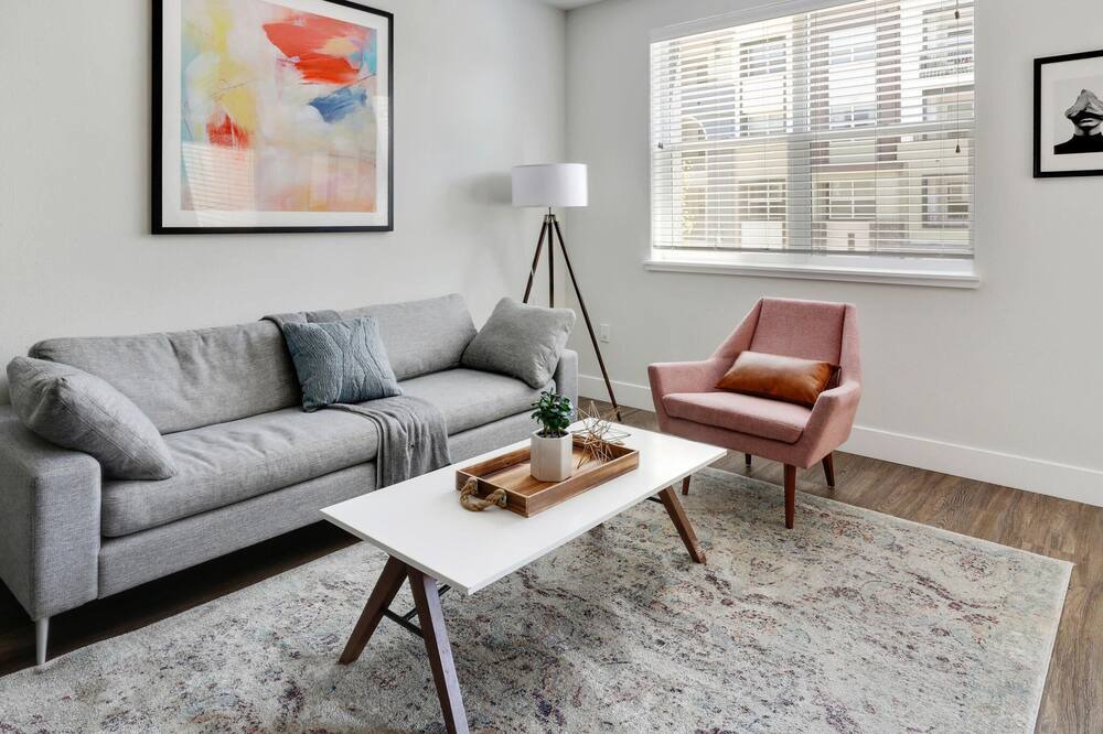 Photo of Livingroom in Centerville