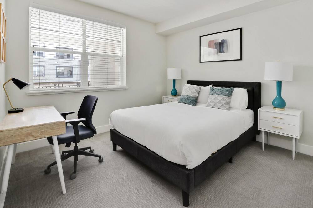 Photo of Bedroom in Centerville