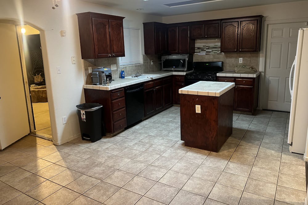 Photo of Kitchen in Pumpkin Center