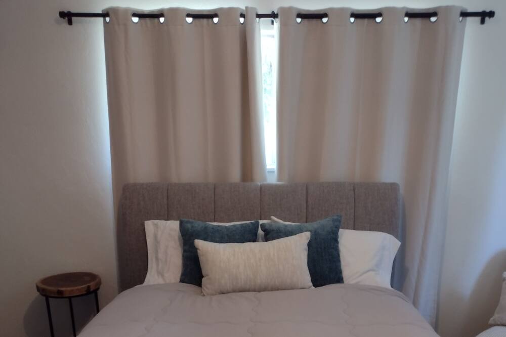 Photo of Bedroom in Garberville