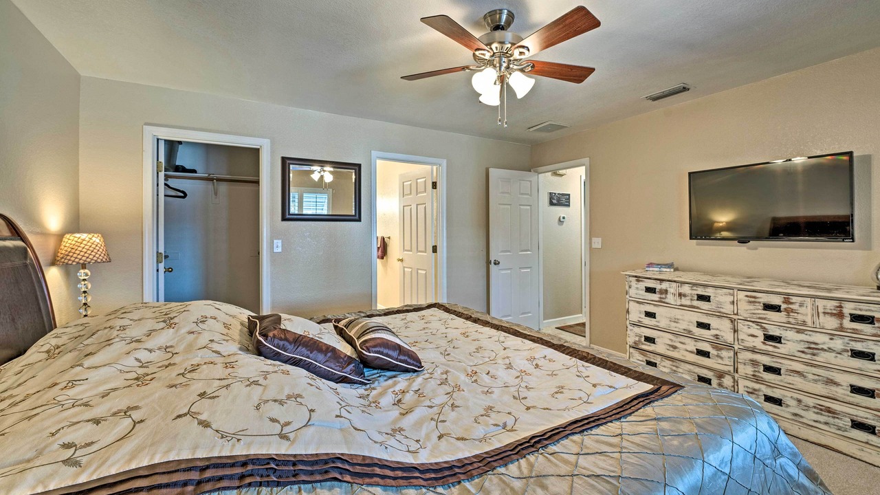 Photo of Bedroom in Lake Havasu City