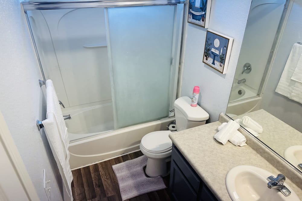 Photo of Bathroom in Turlock