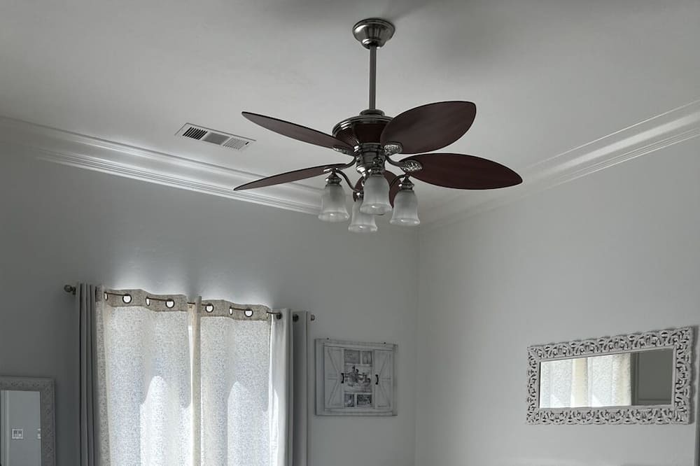 Photo of Bedroom in Rosedale