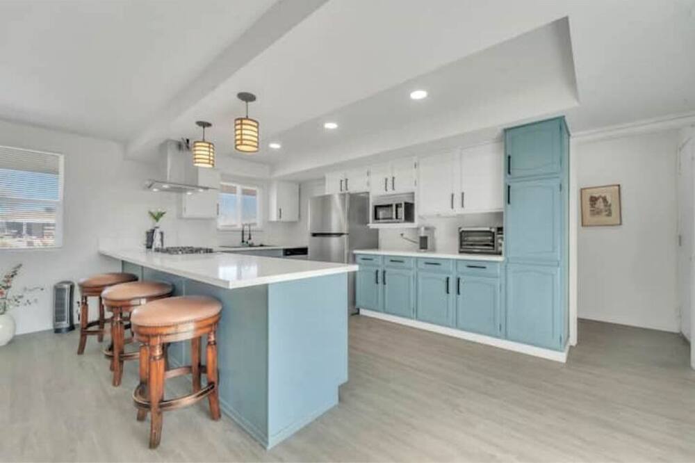 Photo of Kitchen in California City