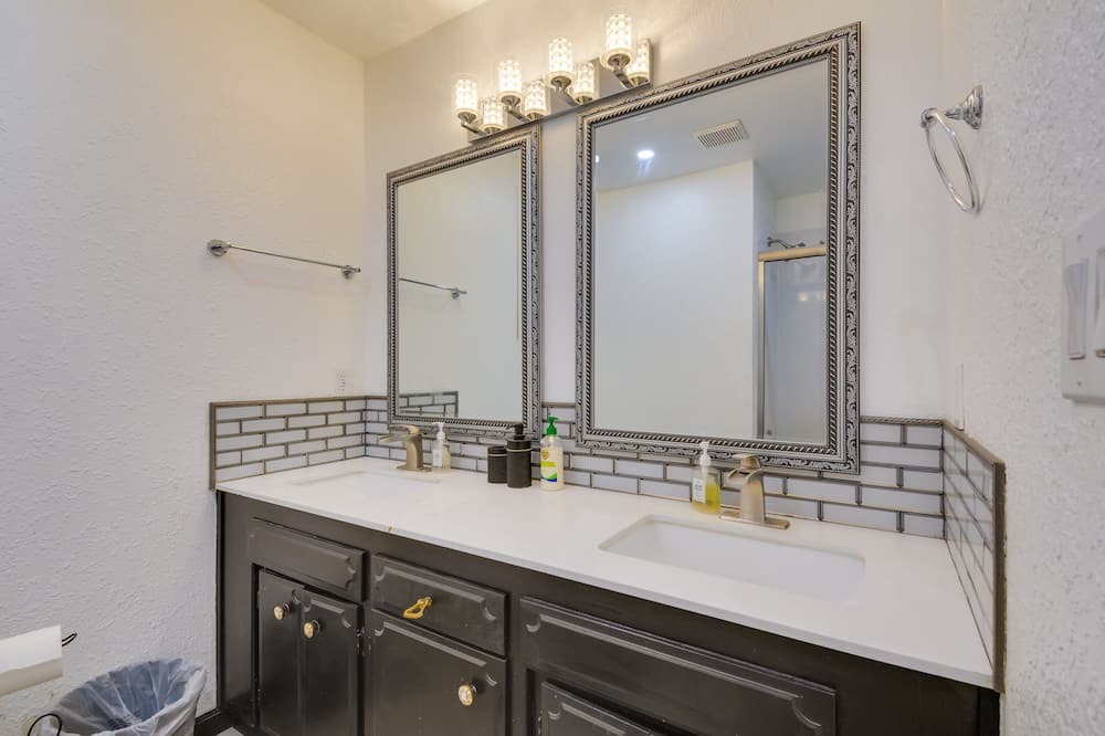 Photo of Bathroom in Atwater