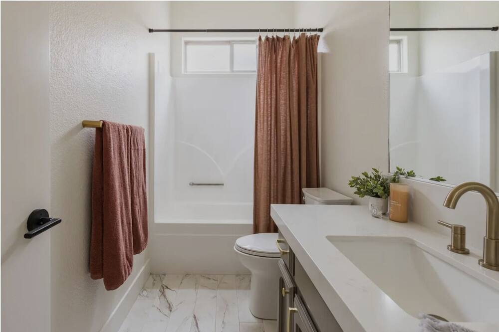 Photo of Bathroom in Greenacres
