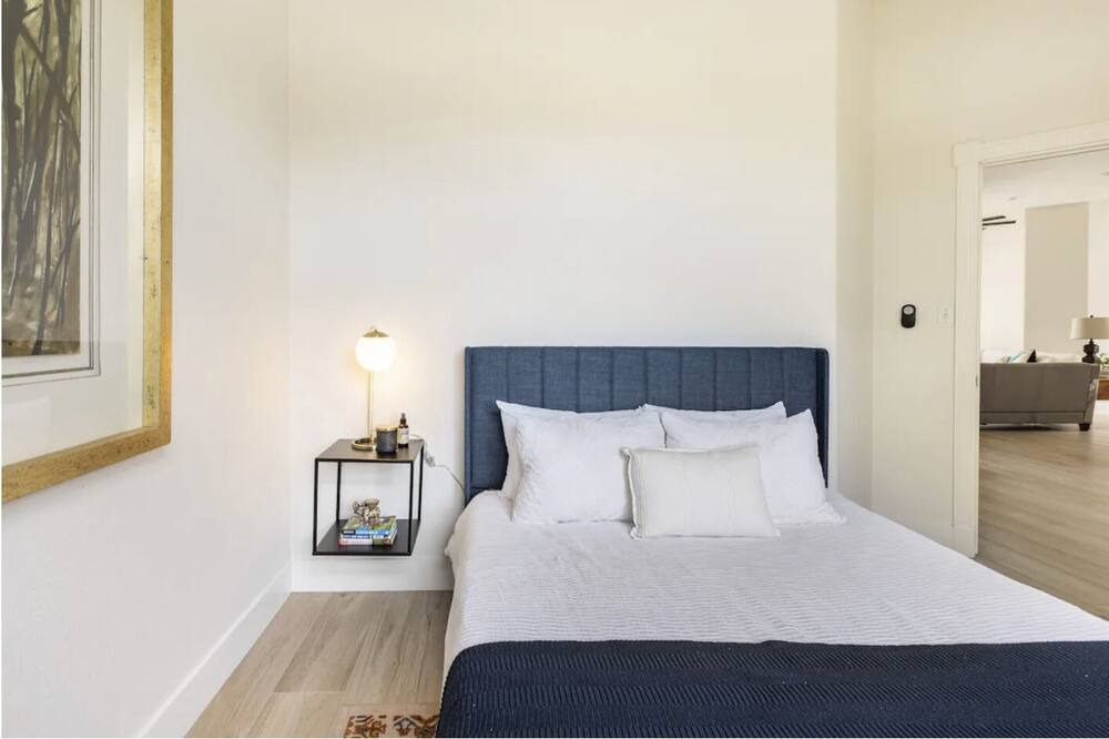 Photo of Bedroom in Greenacres