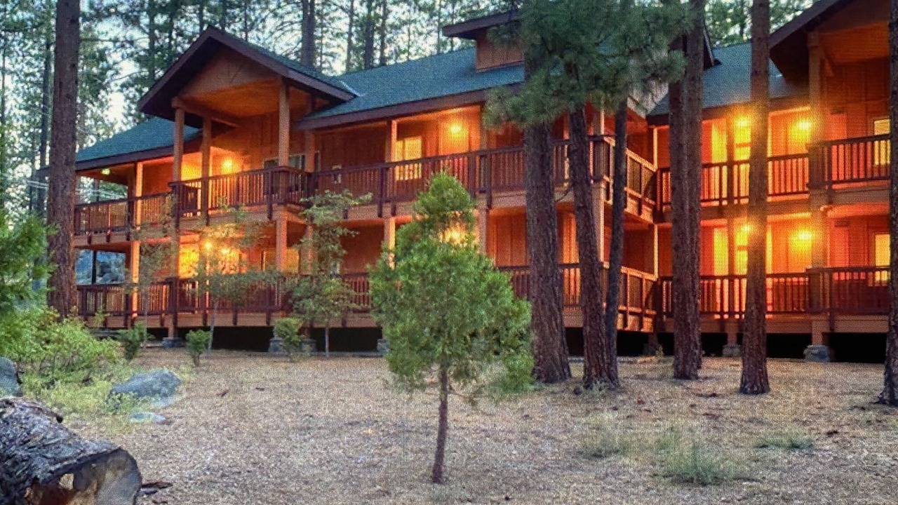 Photo of Outdoor in Round Hill Village
