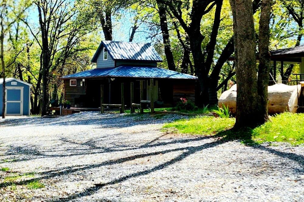 Photo of Outdoor in Diamond Springs