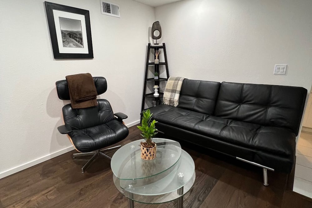 Photo of Livingroom in Ladera