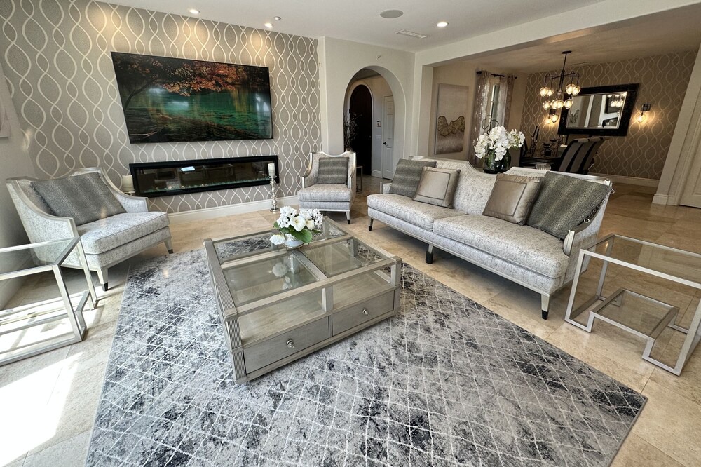 Photo of Livingroom in Newport Coast