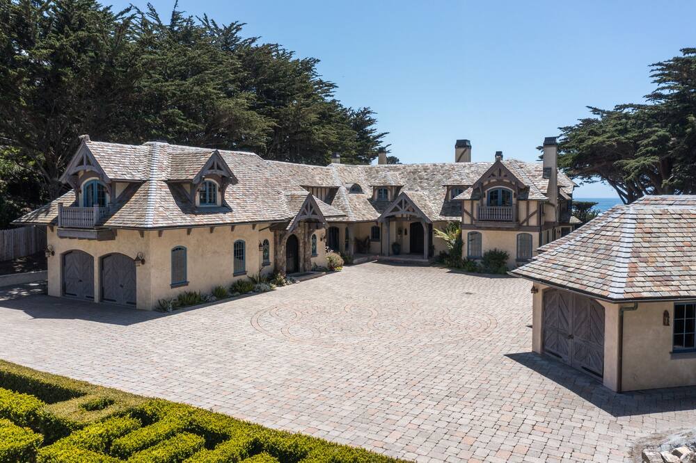 Photo of Others in Carmel Highlands