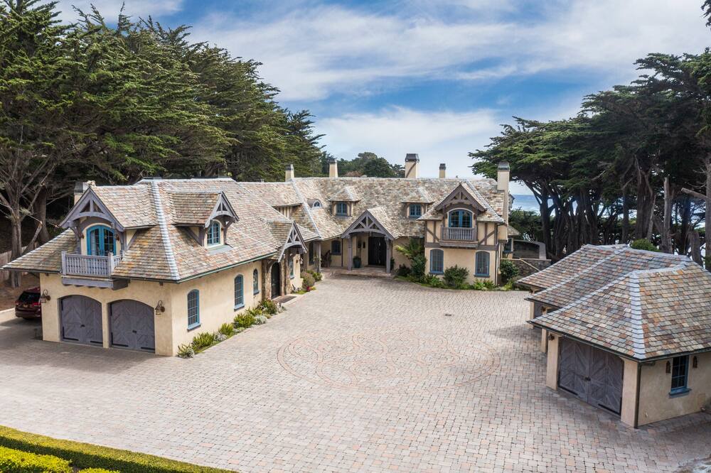 Photo of Others in Carmel Highlands