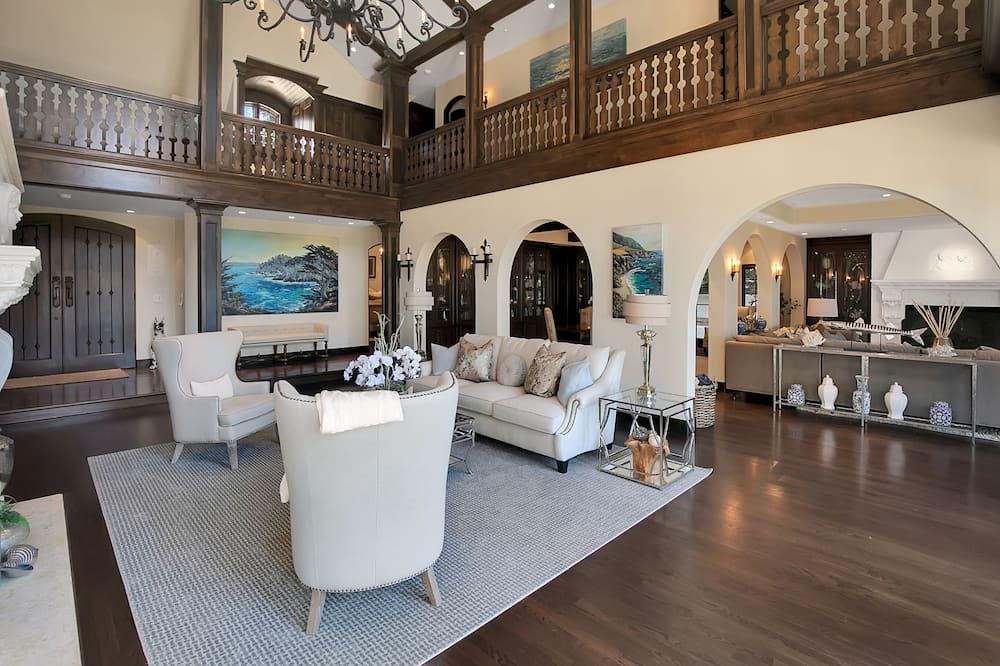Photo of Others in Carmel Highlands