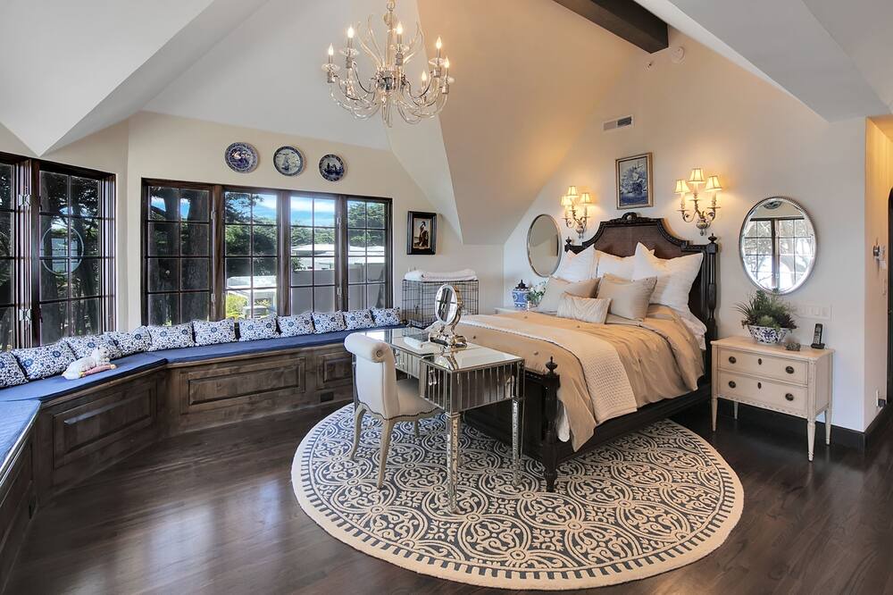 Photo of Bedroom in Carmel Highlands